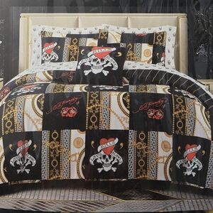 Love Kills Ed Hardy QUEEN 8 Pc Comforter Bedding Set Tattoo Flash Versace Style